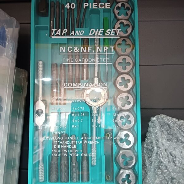 caisse tarux 40pcs boîte plast